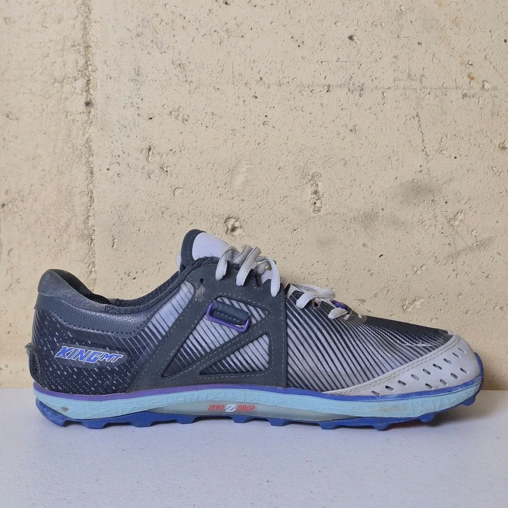 Altra King MT 2 Trail Running Shoes Womens 9.5 Gray Blue Vibram *No Strap*